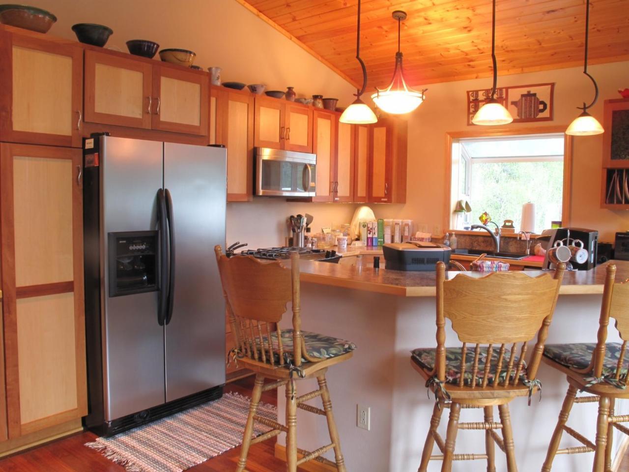 Glacier Creek Lodging ซูเวิร์ด ภายนอก รูปภาพ